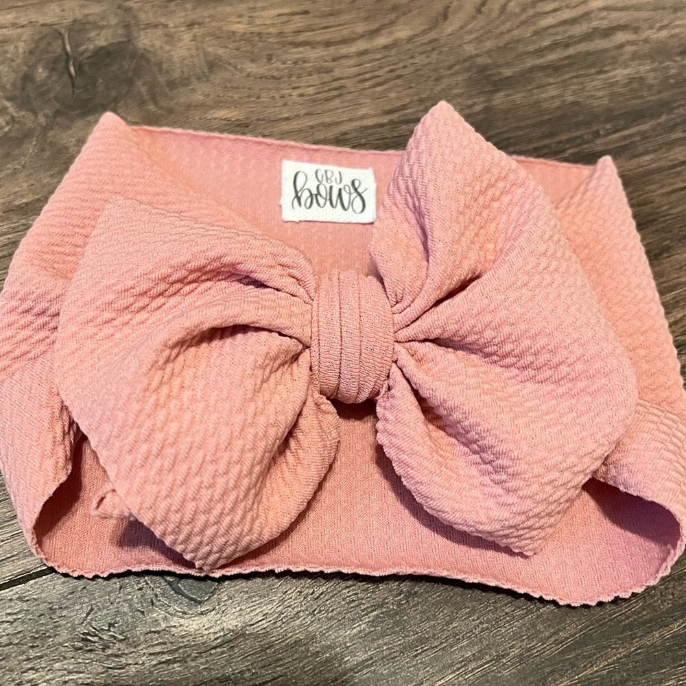 Blush stretch bow headband